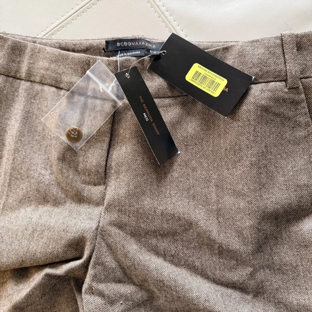 BCBGMAXAZRIA Bermuda Short Women 4 New Taupe Career Tailored Professional Shorts